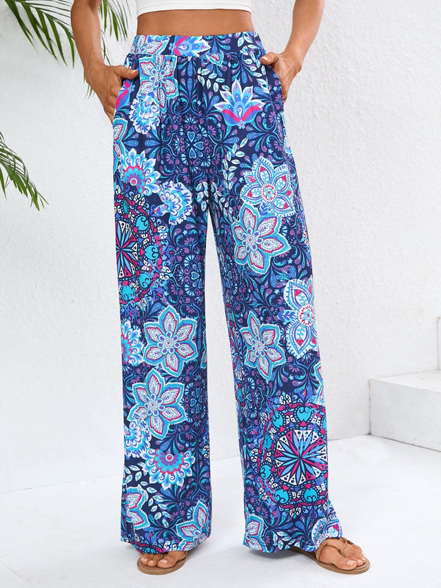 Geometric wide leg pants with pockets, opaque.