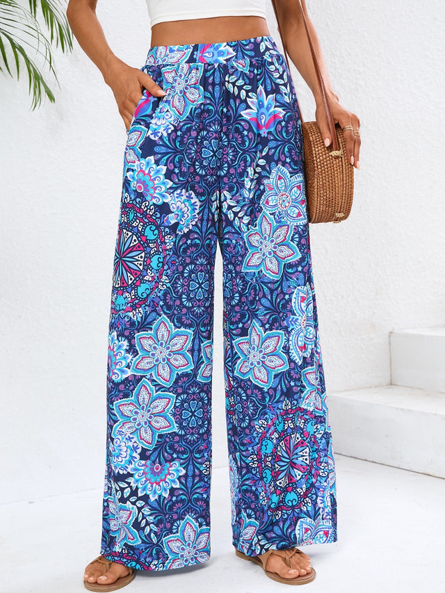 Geometric wide leg pants with pockets, opaque.