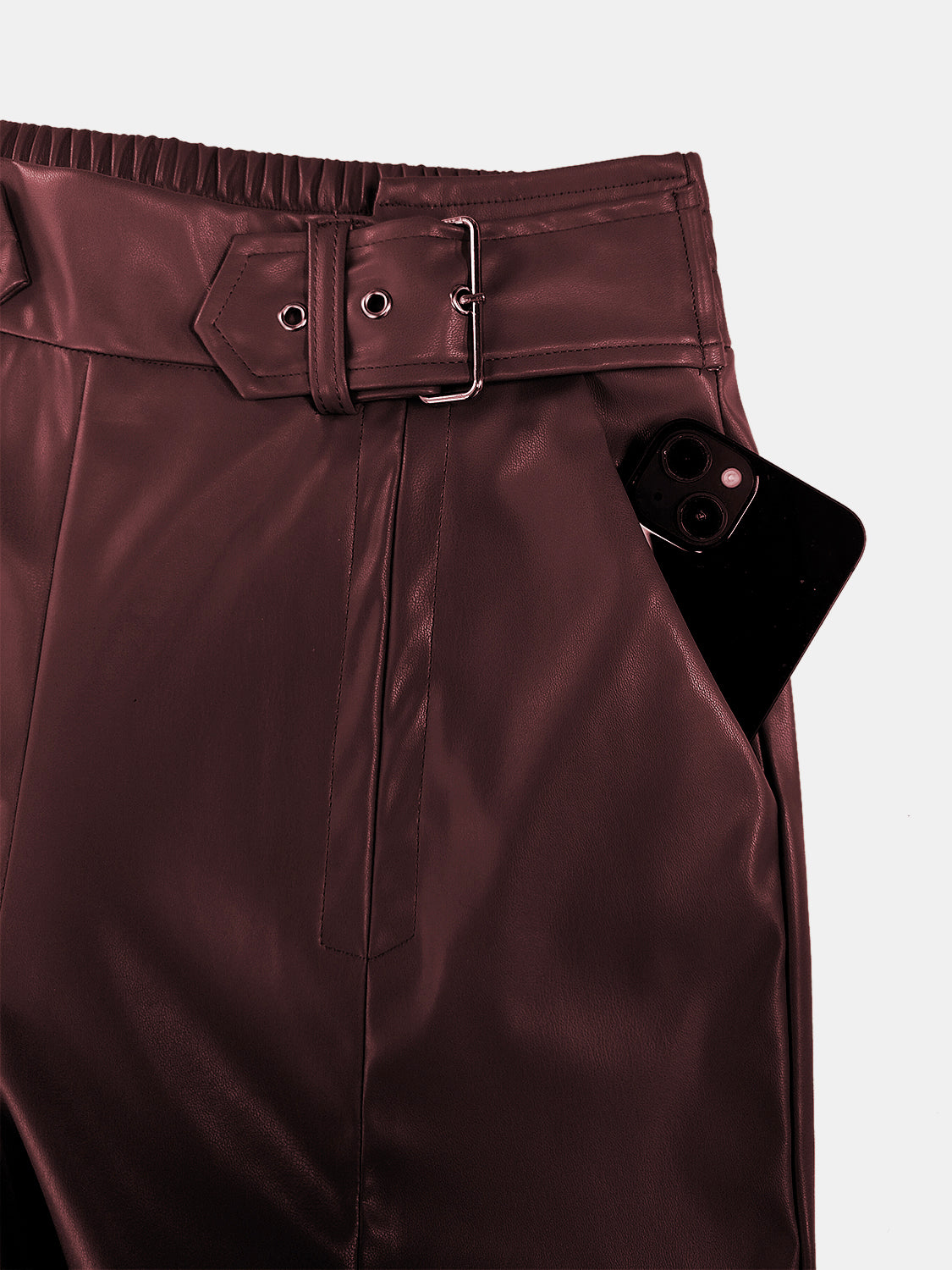 Half elastic waist wide leg pants, opaque.