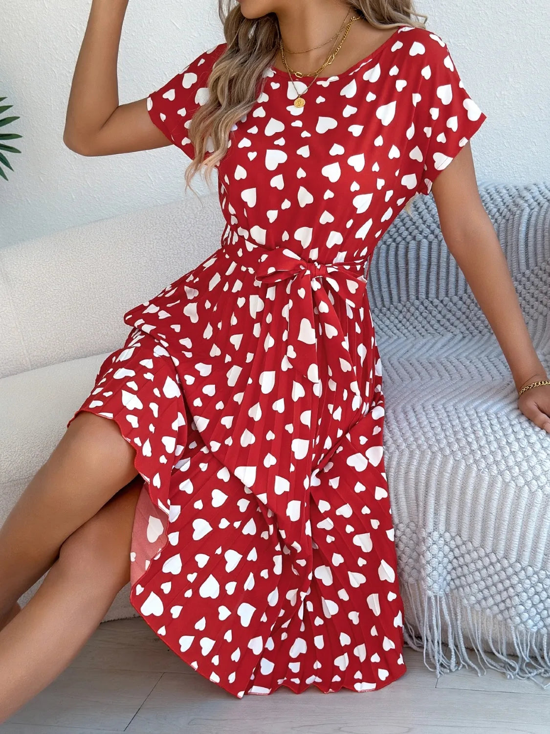 Heart Print Short Sleeve Tie Waist Dress.