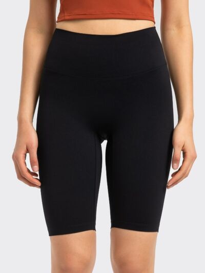 High rise wide waistband active shorts.
