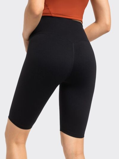 High rise wide waistband active shorts.