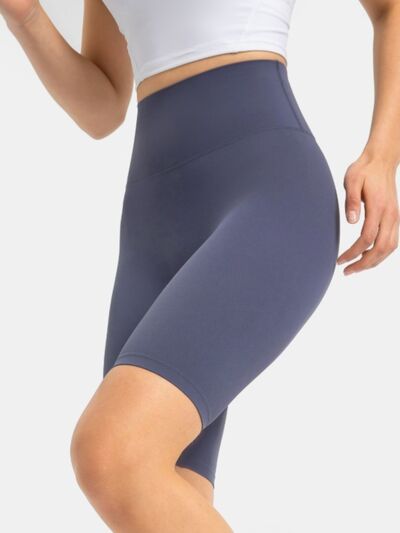 High rise wide waistband active shorts.