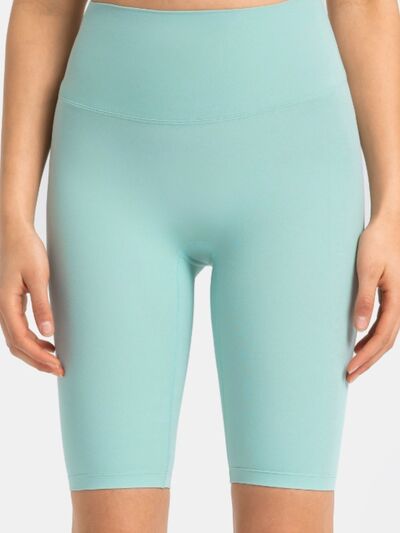 High rise wide waistband active shorts.