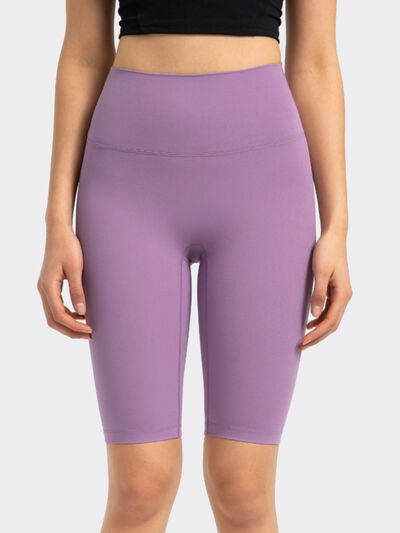 High rise wide waistband active shorts.