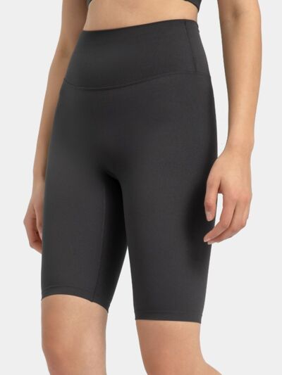 High rise wide waistband active shorts.
