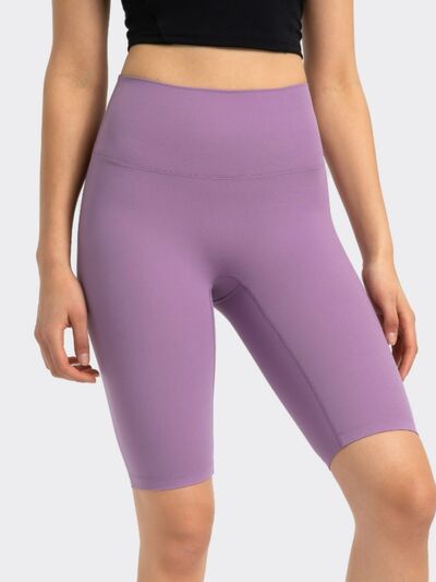 High rise wide waistband active shorts.