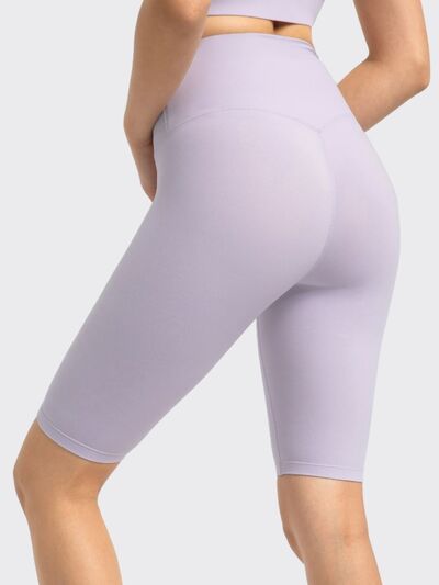 High rise wide waistband active shorts.