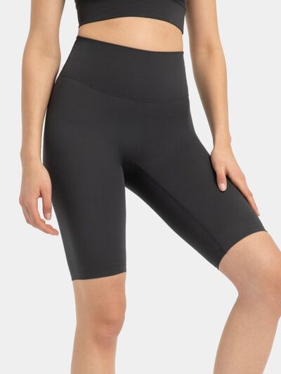 High rise wide waistband active shorts.