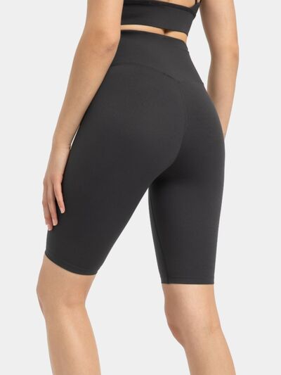 High rise wide waistband active shorts.