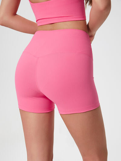 High waist active shorts.