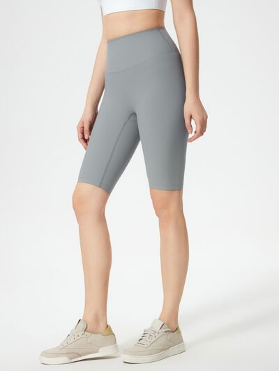 High waist active shorts.