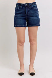 High waist back flap pocket denim shorts.