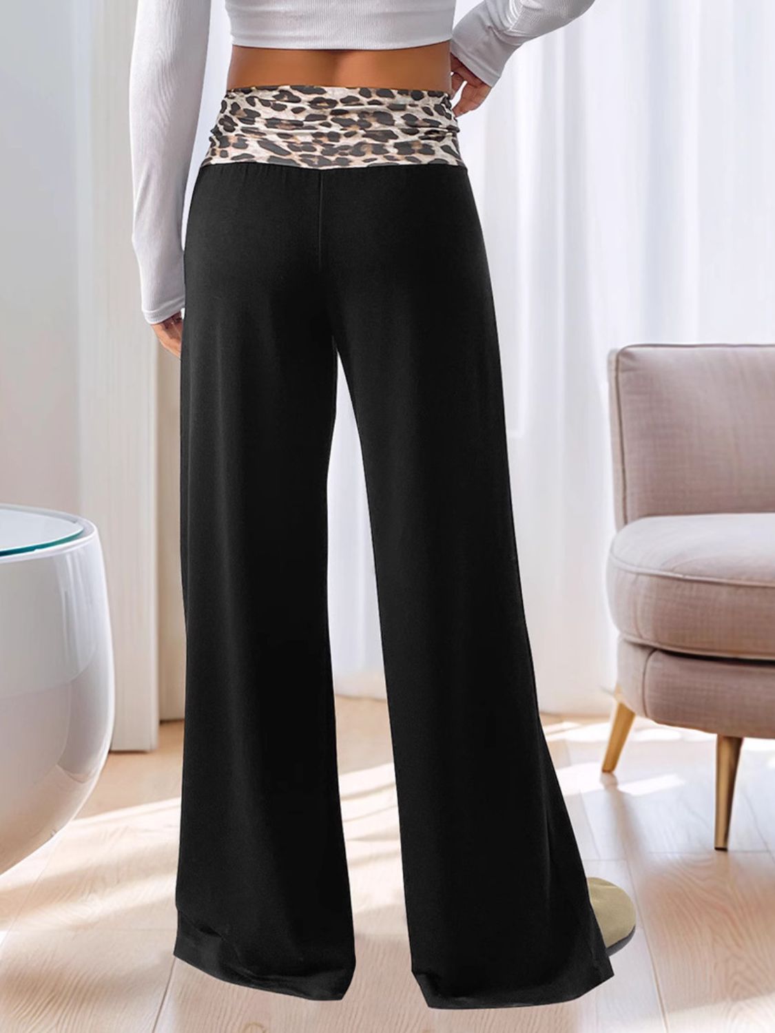 High waist leopard pants, opaque.