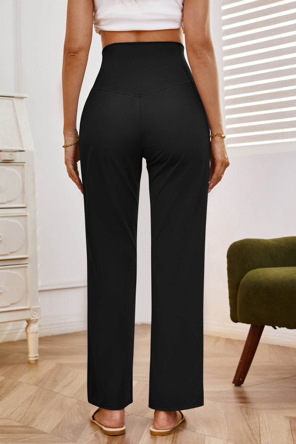 High waist wide leg pants with pockets, opaque.
