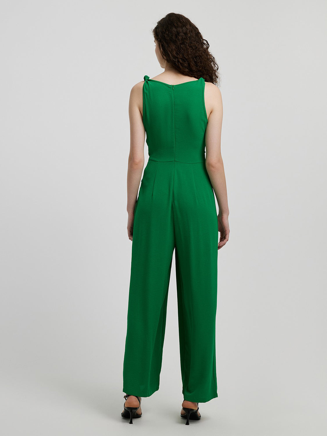 Knot Detail Tie Front Sleeveless Jumpsuit.