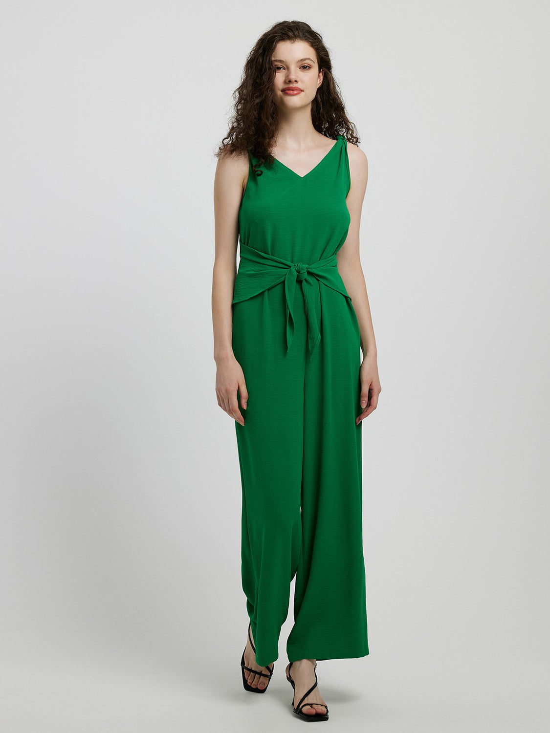 Knot Detail Tie Front Sleeveless Jumpsuit.