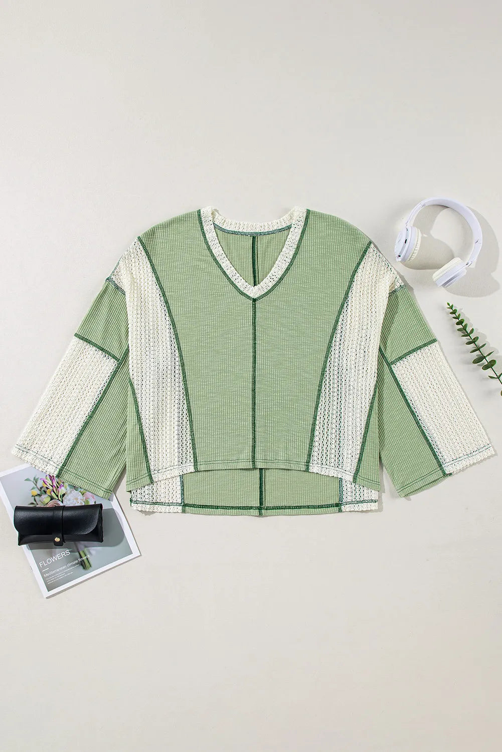 Lace detail contrast V-neck long sleeve blouse.