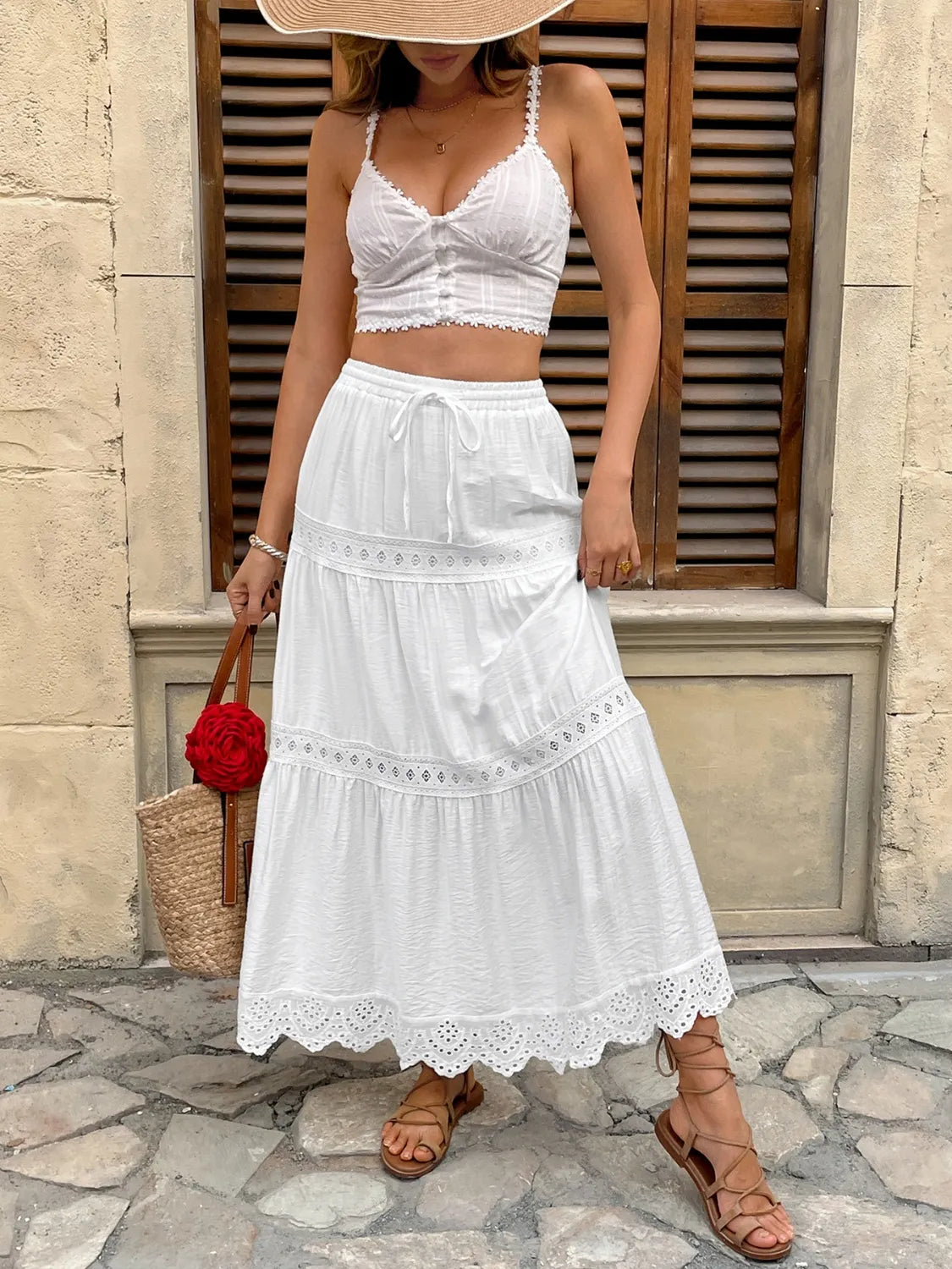 Lace Detail Elastic Waist Skirt.