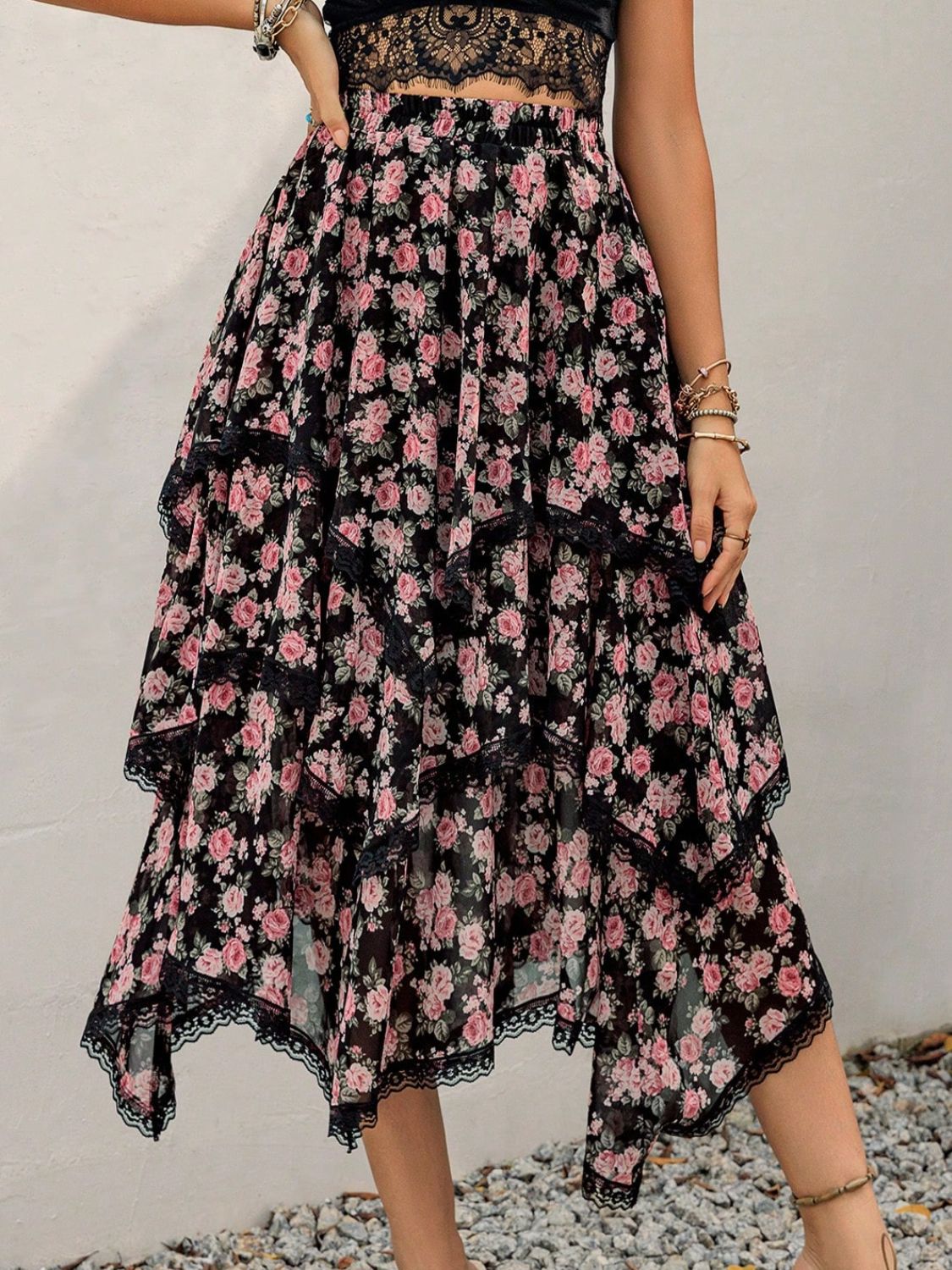 Lace Detail Layered Printed Skirt.