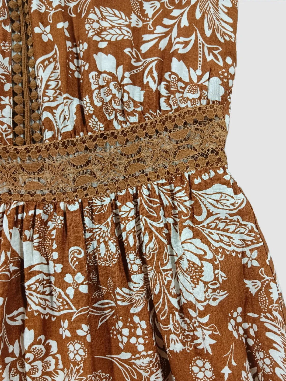 Lace Detail Printed Short Sleeve Midi Dress.