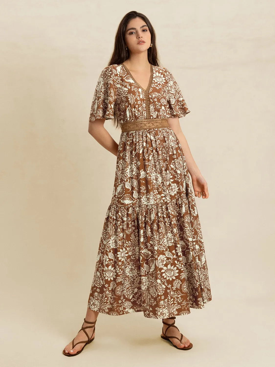 Lace Detail Printed Short Sleeve Midi Dress.