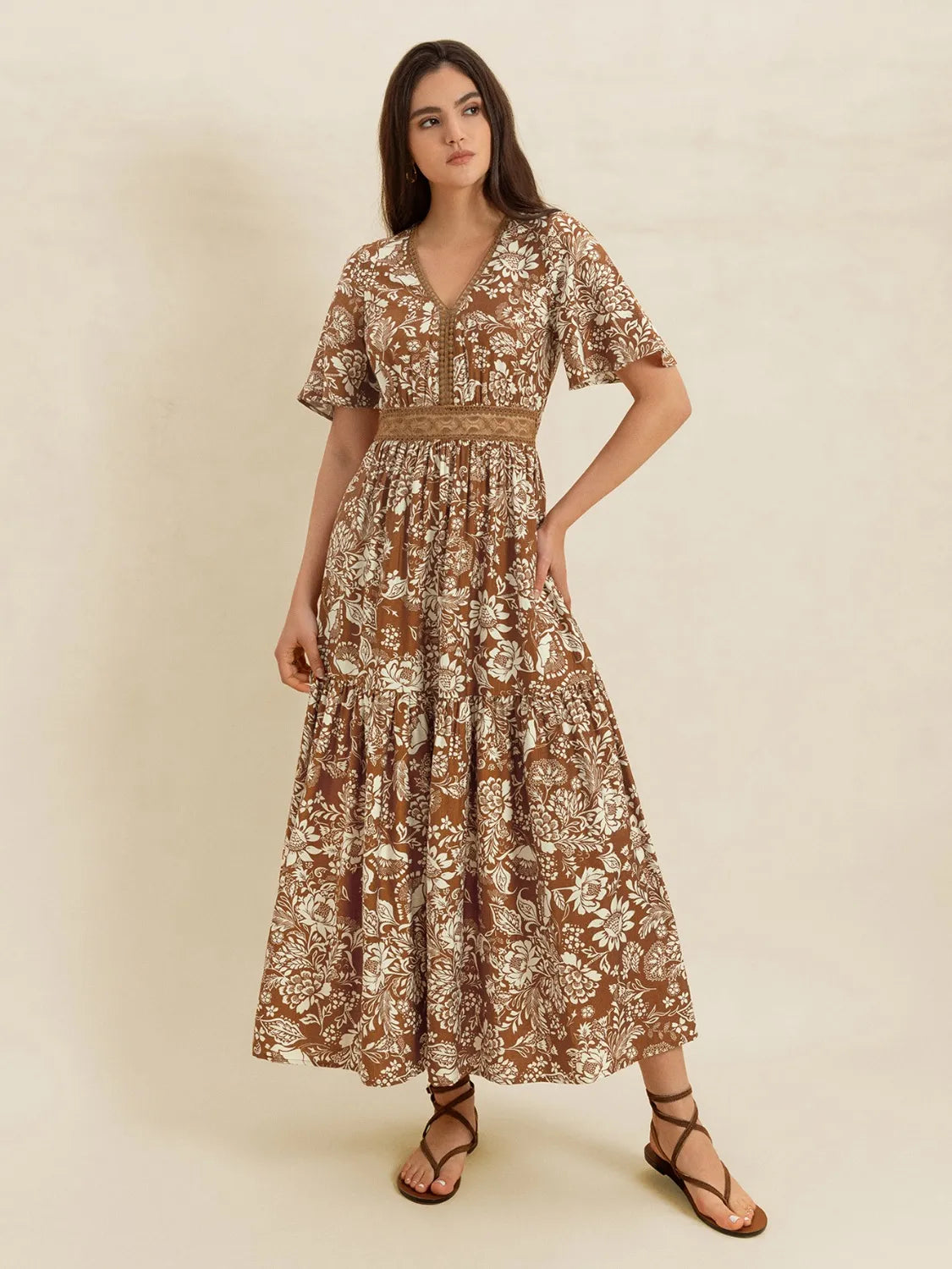 Lace Detail Printed Short Sleeve Midi Dress.