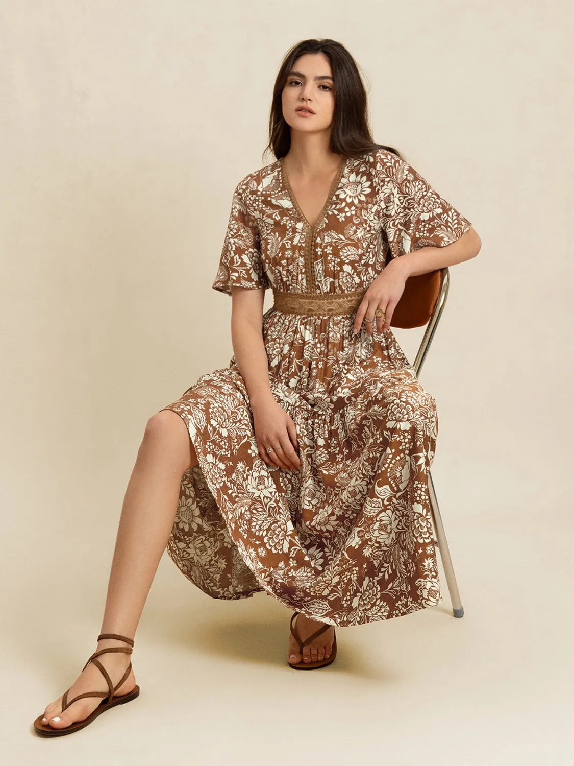 Lace Detail Printed Short Sleeve Midi Dress.
