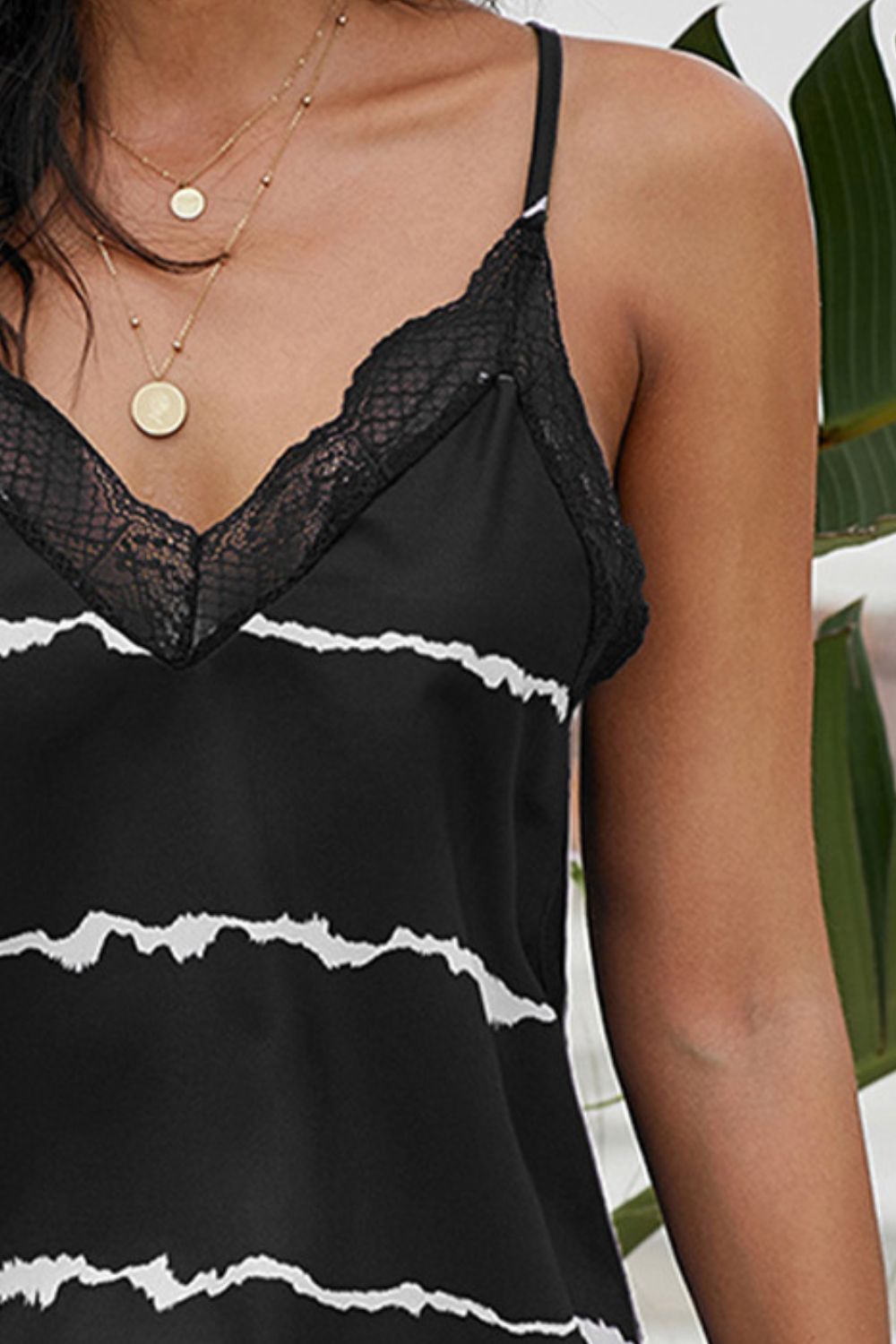 Shiny lace detail V-neck cami.