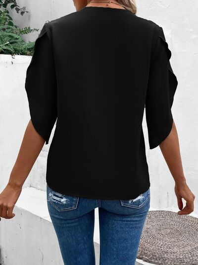 Lace Detail V-Neck Half Sleeve Blouse.