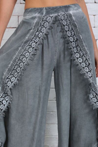 Lace detail wide leg pants plus size, opaque.
