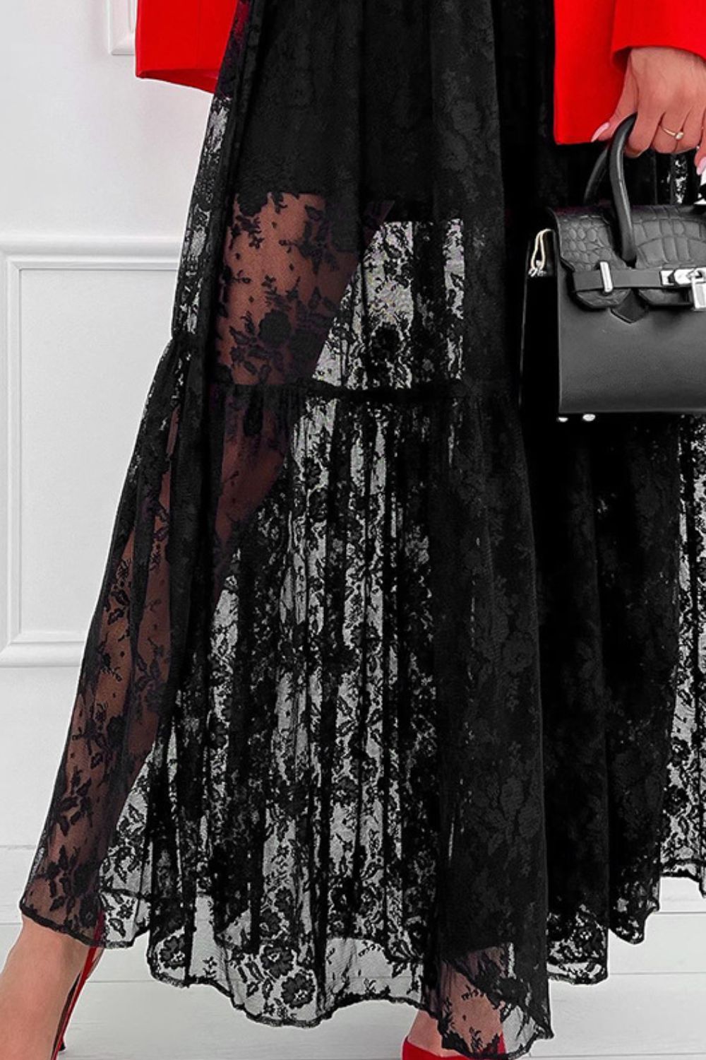 Lace Elastic Waist Maxi Skirt.