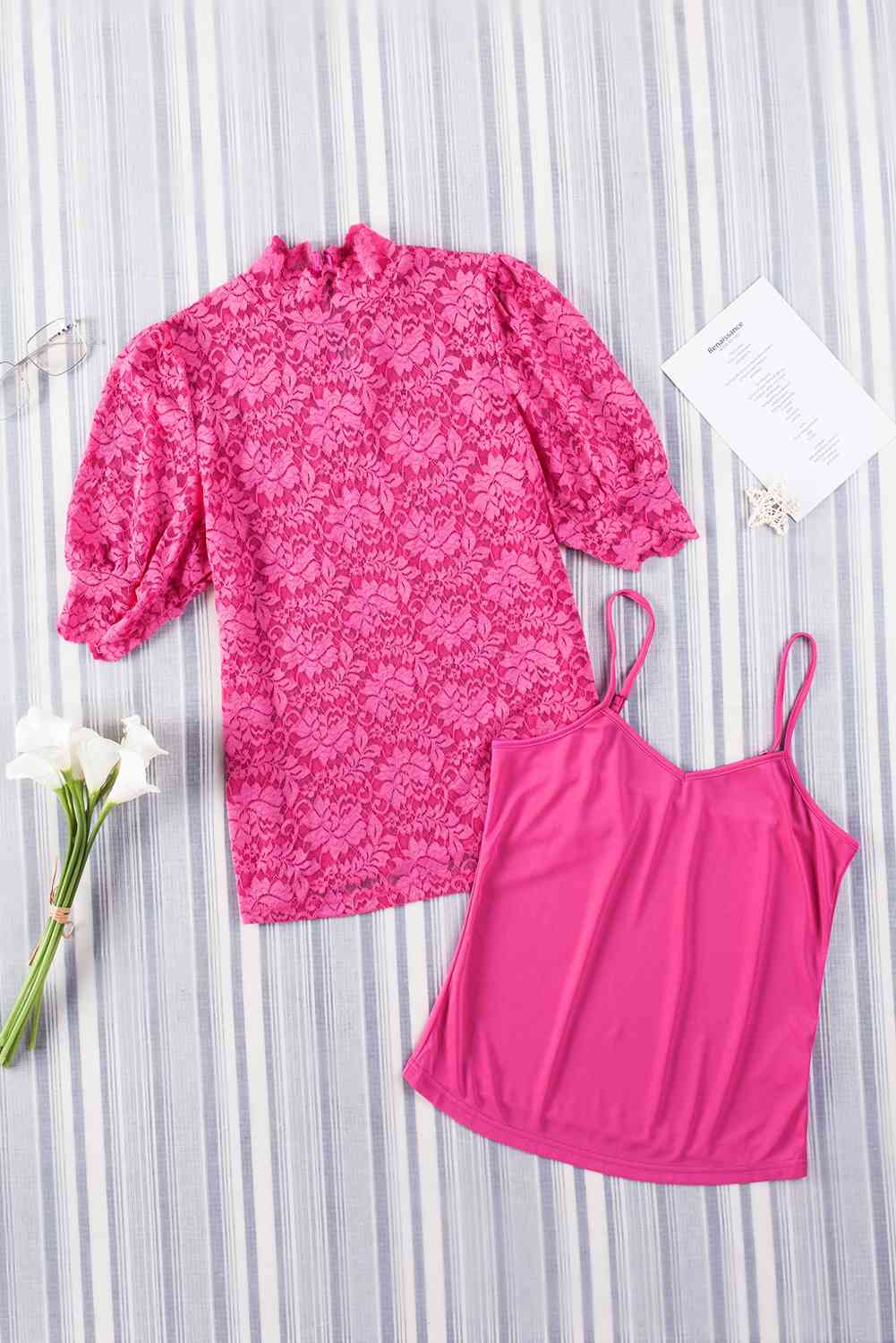 Lace Scalloped Short Puff Sleeve Top.