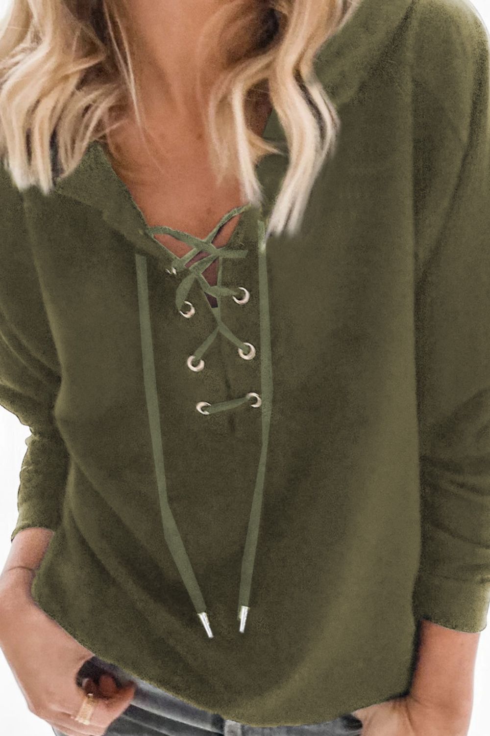 Lace up dropped shoulder hoodie.