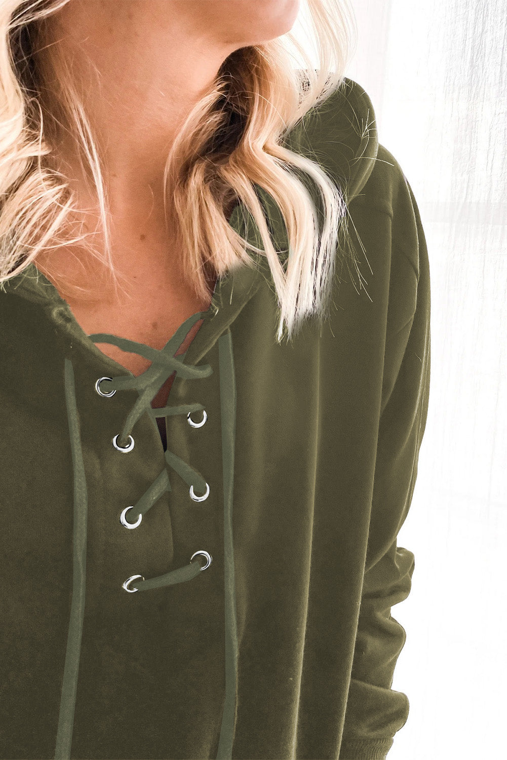 Lace up dropped shoulder hoodie.