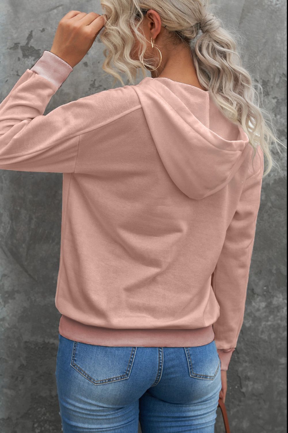 Lace up long sleeve hoodie.