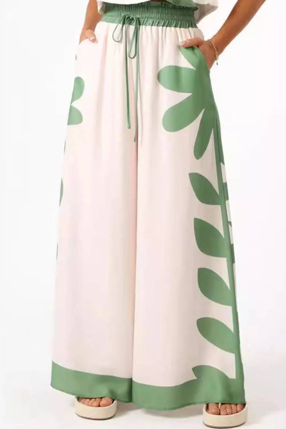 Leaf Print Tank Top and Pants Set.