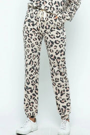 Leopard casual pants with side pockets and drawstring.