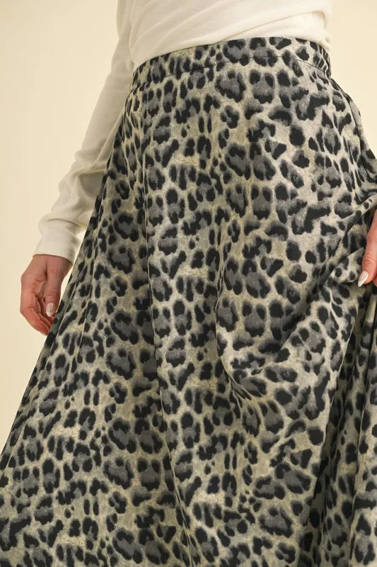 Aemi Co Leopard Midi Skirt.