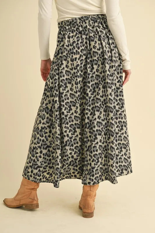 Aemi Co Leopard Midi Skirt.