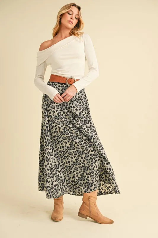 Aemi Co Leopard Midi Skirt.