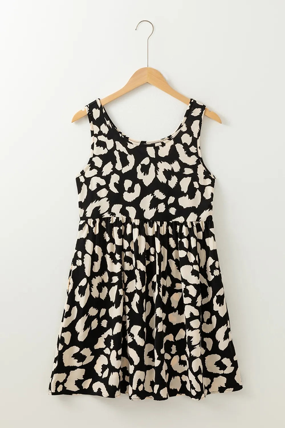 Leopard Print Sleeveless Summer Mini Dress.