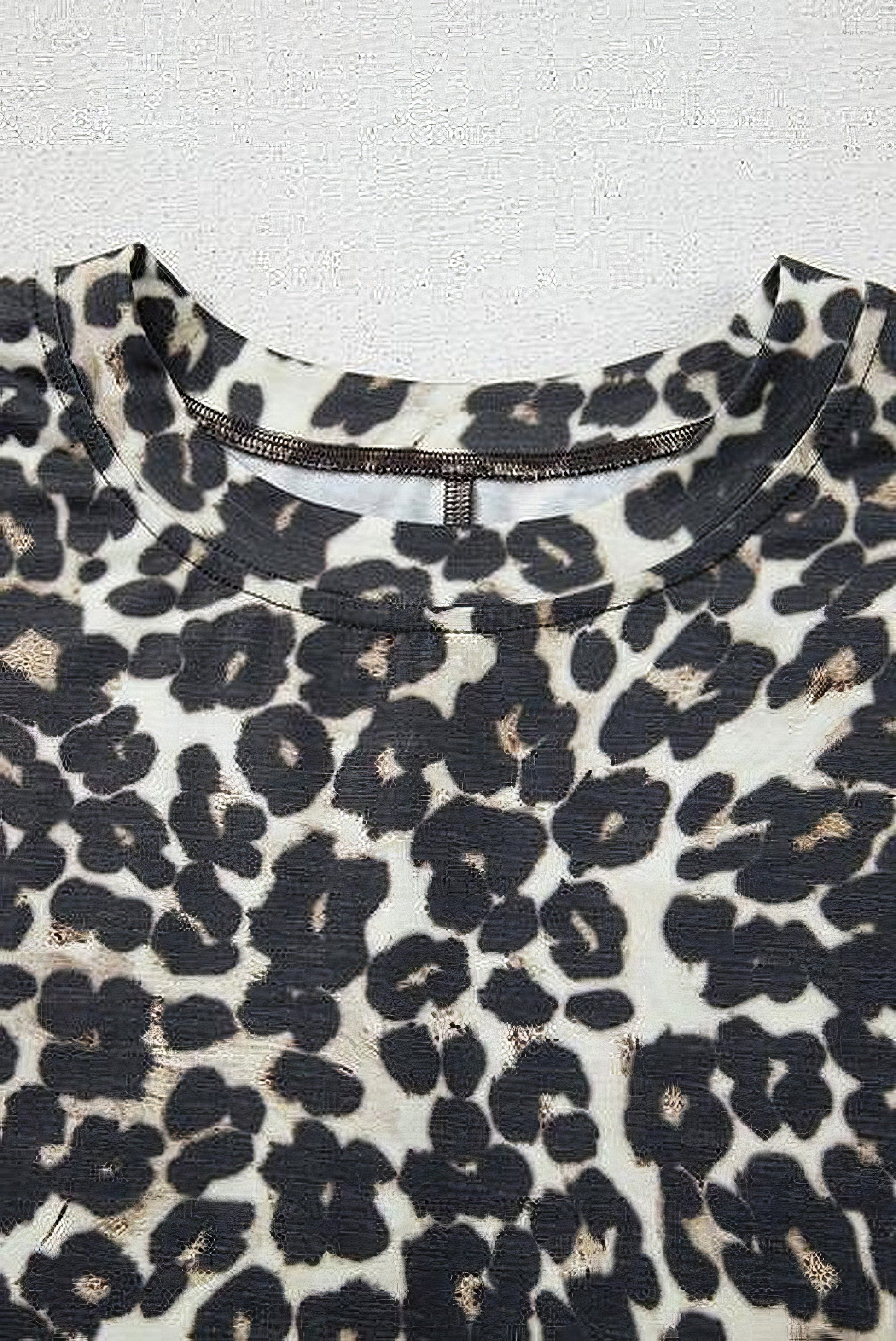 Women's leopard print round neck top and shorts set with drawstring