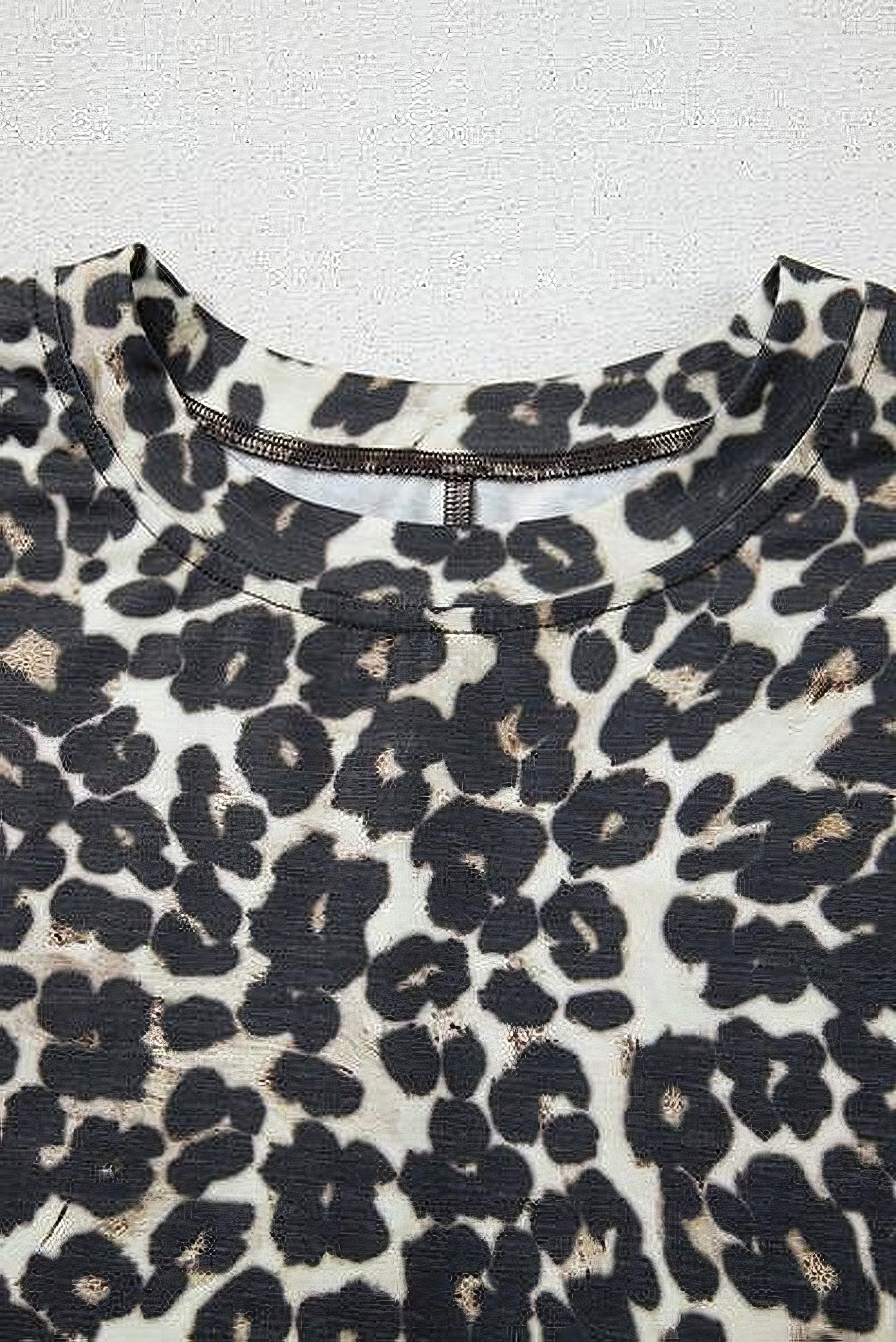 Women's leopard print round neck top and shorts set with drawstring