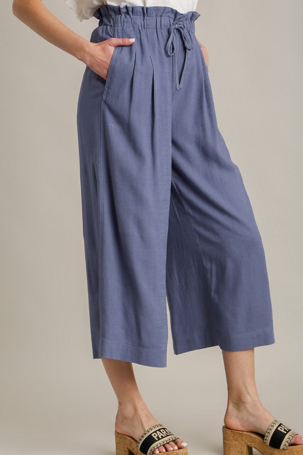 Linen wide fit pants with drawstring plus size, with paperbag waist and pockets, opaque.