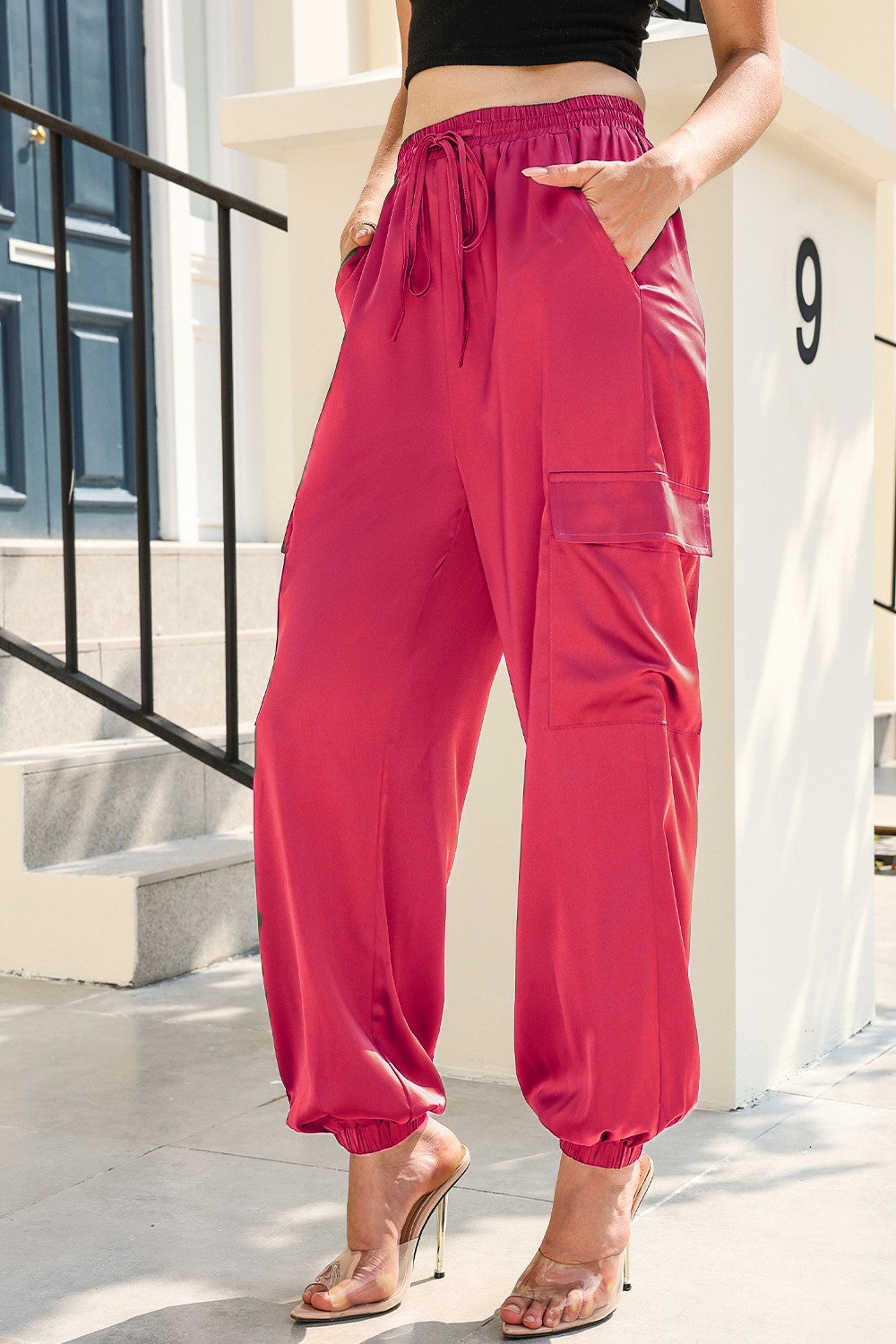 Long tie waist pocketed pants, casual style.