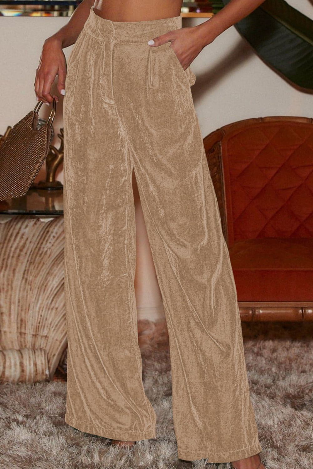 Loose fit high waist long pants with pockets, chic style.