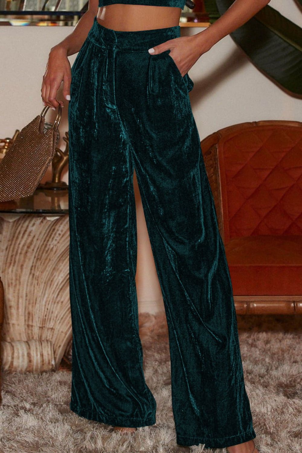 Loose fit high waist long pants with pockets, chic style.