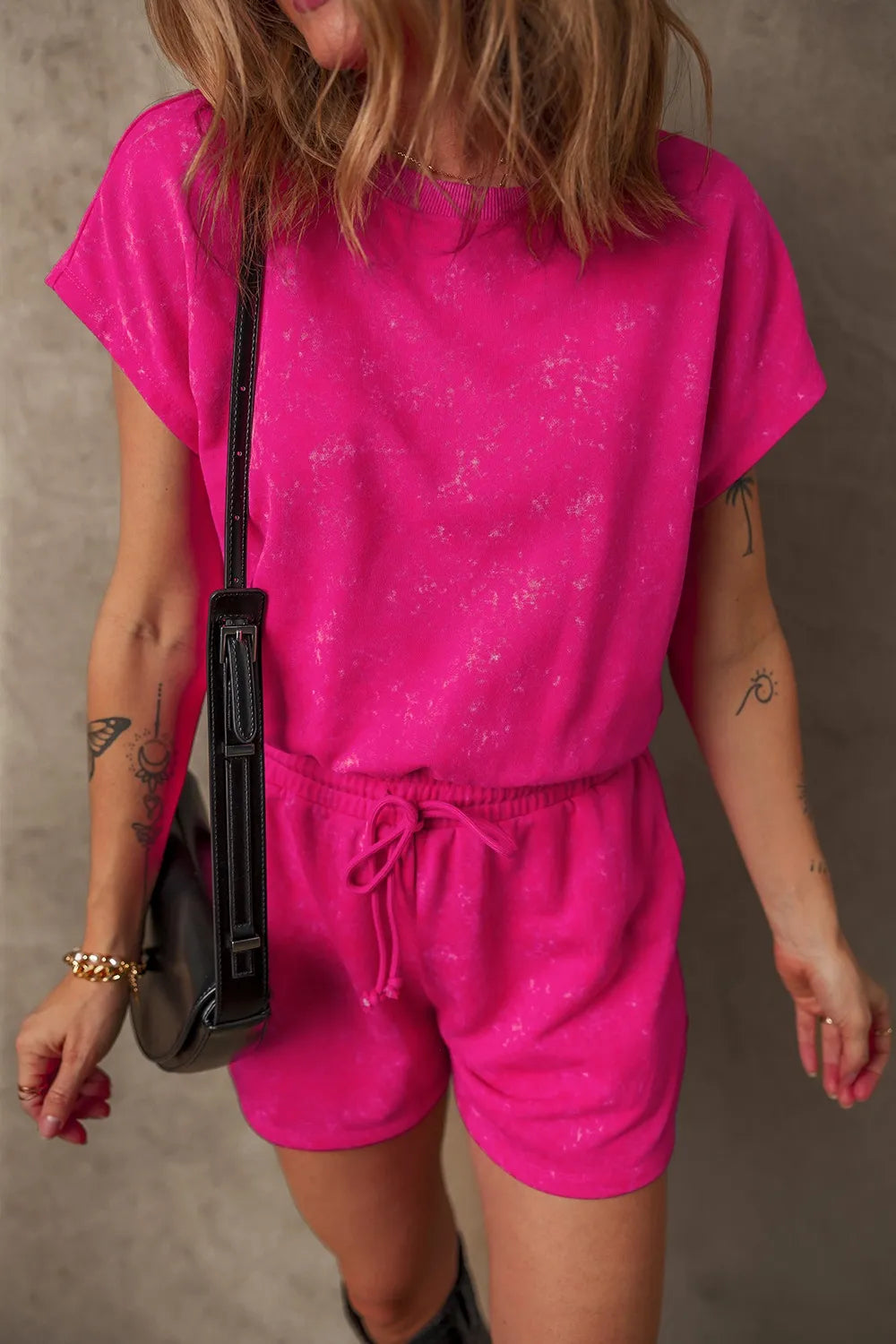 Gauze Loose Fit Tied Back Overalls with Buttons and Pockets.