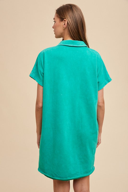 Annie Wear Mineral Washed Johnny Collar Short Sleeve Dress.